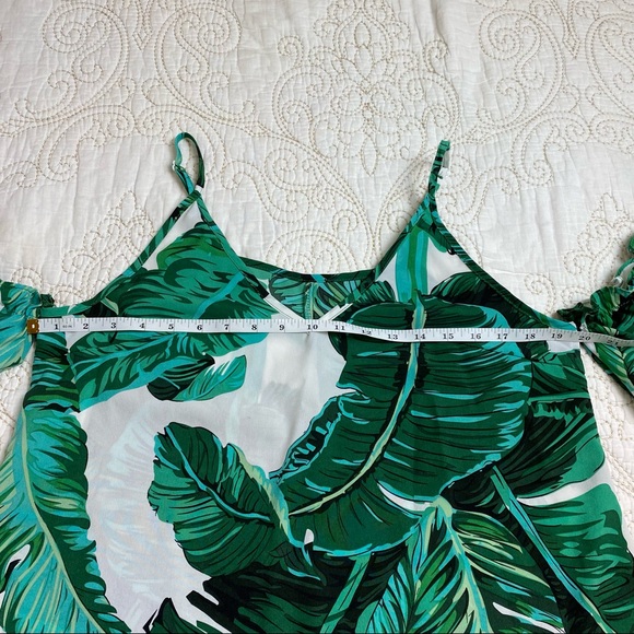 Leaf print ruffle mini dress - Picture 2 of 9